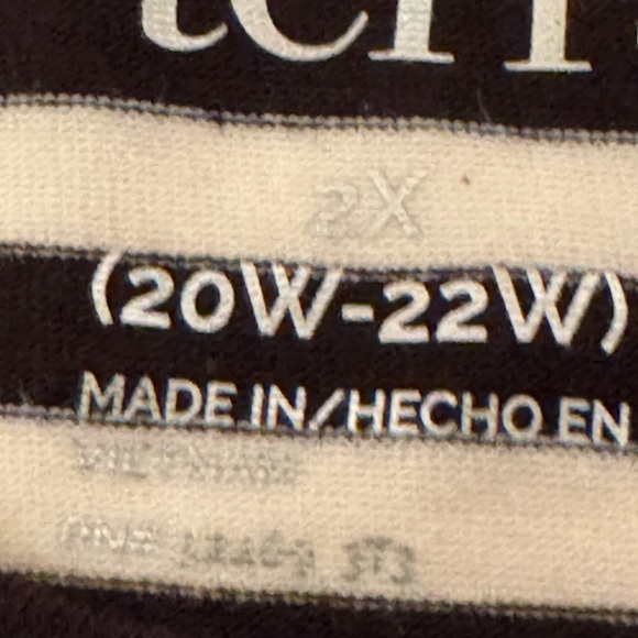 Terra & sky Black and White Striped Short Sleeve Tee NWT Size 2X PTP 25” - Picture 6 of 7